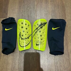 Nike Mercurial Soccer Shin Guards